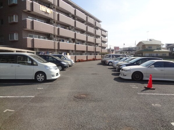 シャンポール砂川の物件内観写真